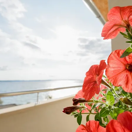 Apartment Spacious Near The Sea *